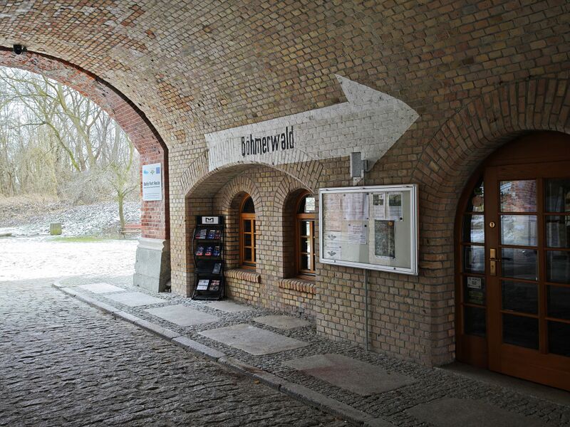 Datei:Kuestrin Berliner Tor 01.jpg